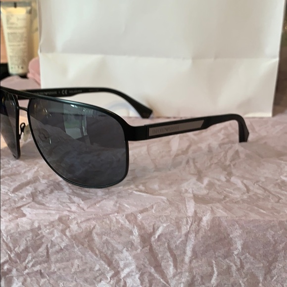 Armani sunglasses - Picture 2 of 3